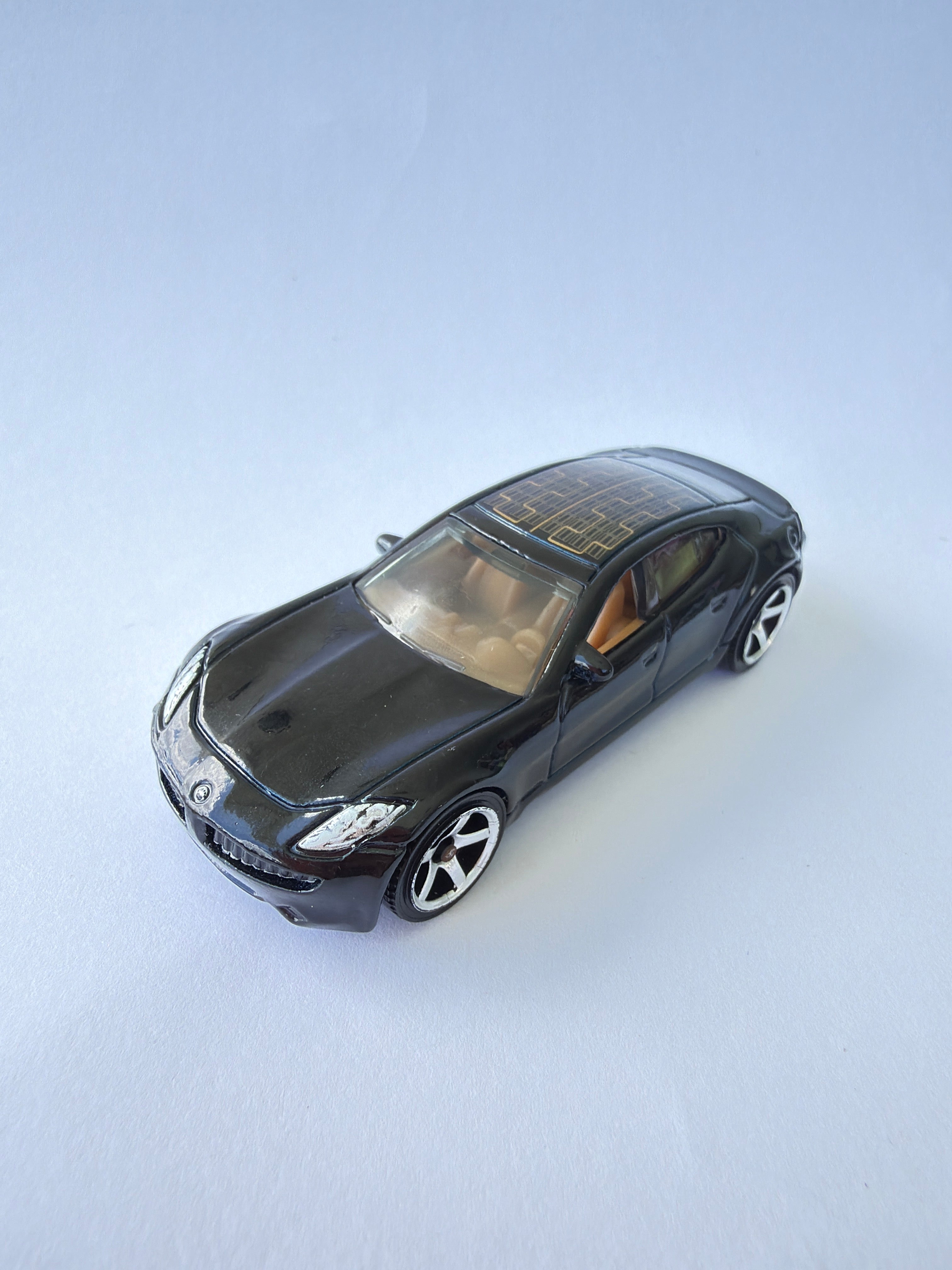 Fisker Karma 2011